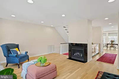 827 Catharine Street, Philadelphia, PA 19147 - Photo 4