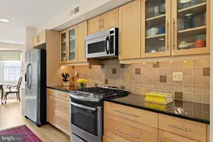 827 Catharine St, Philadelphia, PA 19147 - Photo 10