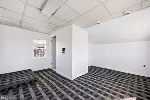 7909 Oxford Ave, Philadelphia, PA 19111 - Photo 4