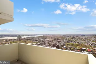 604 S Washington Square S, Philadelphia, PA 19106 - Photo 4