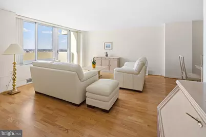 604 S Washington Square S #3007, Philadelphia, PA 19106 - Photo 4