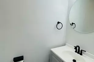 485 Robbins St, Philadelphia, PA 19111 - Photo 16