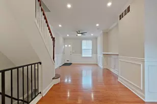 869 N Myrtlewood St, Philadelphia, PA 19130 - Photo 2