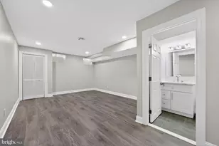 2303 St Albans St, Philadelphia, PA 19146 - Photo 30