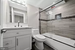 2303 St Albans St, Philadelphia, PA 19146 - Photo 26