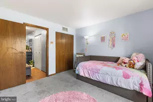 9019 Ayrdale Crescent St, Philadelphia, PA 19128 - Photo 14