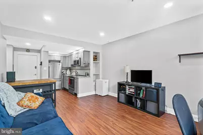 1324 Locust Street #203, Philadelphia, PA 19107 - Photo 10