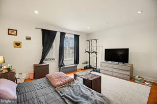 679 N 11th St, Philadelphia, PA 19123 - Photo 8