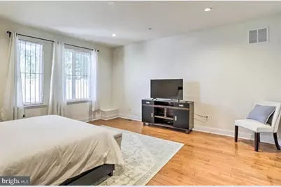 679 N 11th Street #A, Philadelphia, PA 19123 - Photo 8