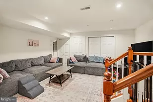 679 N 11th St, Philadelphia, PA 19123 - Photo 14