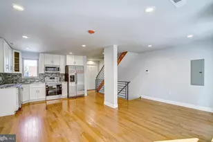 1249 N 17th St, Philadelphia, PA 19121 - Photo 4