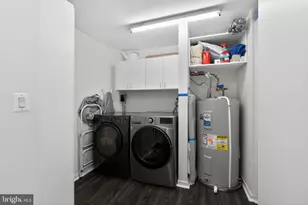 2301 Cherry St, Philadelphia, PA 19103 - Photo 30