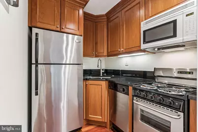 1701 Locust Street #2111, Philadelphia, PA 19103 - Photo 8