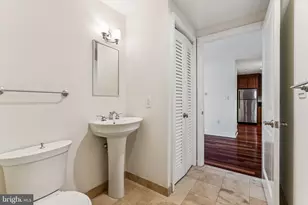 1701 Locust St, Philadelphia, PA 19103 - Photo 14