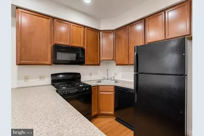 2542 W Girard Avenue #2, Philadelphia, PA 19130 - Photo 6