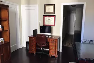 2031 Locust St, Philadelphia, PA 19103 - Photo 4