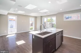 1701 Bainbridge St, Philadelphia, PA 19146 - Photo 4