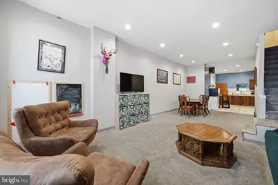 807 Cameron Street, Philadelphia, PA 19130 - Photo 2