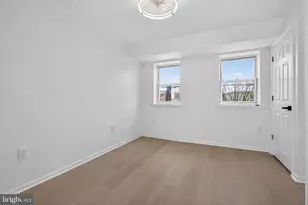 1526 E Susquehanna Ave, Philadelphia, PA 19125 - Photo 18