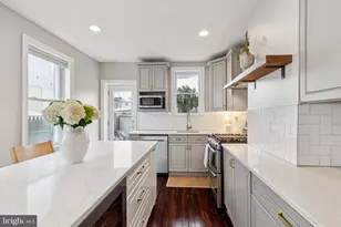 858 E Thompson St, Philadelphia, PA 19125 - Photo 26