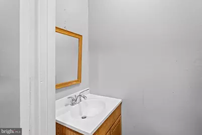 1043 Foster Street, Philadelphia, PA 19116 - Photo 8