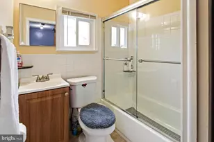 1043 Foster St, Philadelphia, PA 19116 - Photo 20