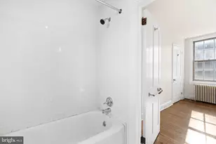 1923 Waverly St, Philadelphia, PA 19146 - Photo 26