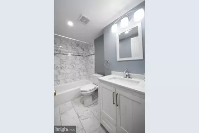 1701 Spruce Street #3R, Philadelphia, PA 19103 - Photo 6