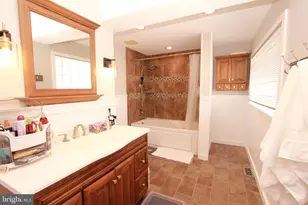 2738 Axe Factory Rd, Philadelphia, PA 19152 - Photo 20