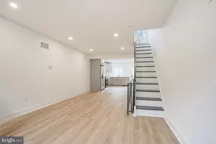 817 Pierce St, Philadelphia, PA 19148 - Photo 2