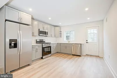 817 Pierce Street, Philadelphia, PA 19148 - Photo 6