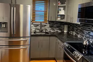 2007 Sanford St, Philadelphia, PA 19116 - Photo 8