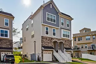 6707 Cinnaminson Ct, Philadelphia, PA 19128 - Photo 2