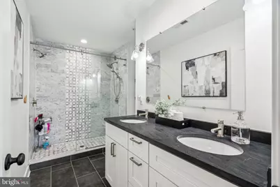 1029 Earl Street, Philadelphia, PA 19125 - Photo 14