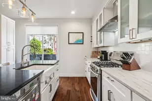 1029 Earl St, Philadelphia, PA 19125 - Photo 6