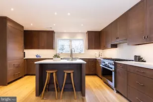 8862 Norwood Ave, Philadelphia, PA 19118 - Photo 14