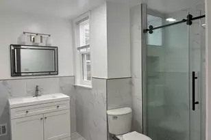 2422 S 8th St, Philadelphia, PA 19148 - Photo 10