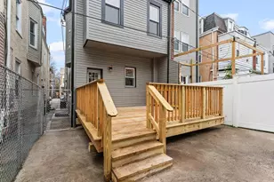 138 W Sharpnack St, Philadelphia, PA 19119 - Photo 44