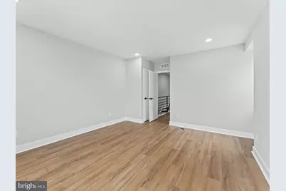 138 W Sharpnack Street, Philadelphia, PA 19119 - Photo 32