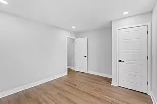 138 W Sharpnack St, Philadelphia, PA 19119 - Photo 34