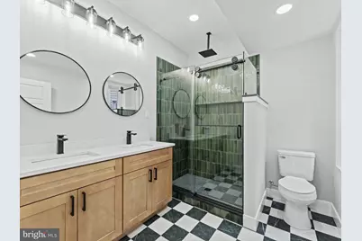 138 W Sharpnack Street, Philadelphia, PA 19119 - Photo 24