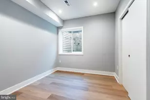 2821 Livingston St, Philadelphia, PA 19134 - Photo 16