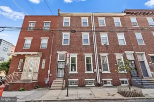 1202 Mt Vernon St, Philadelphia, PA 19123 - Photo 1