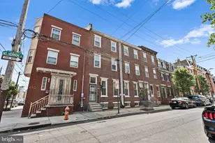 1202 Mt Vernon St, Philadelphia, PA 19123 - Photo 2