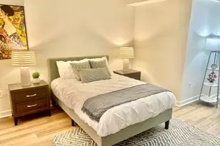 1034 Spruce St, Philadelphia, PA 19107 - Photo 12