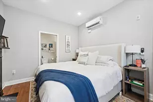 1015 Clinton St, Philadelphia, PA 19107 - Photo 12