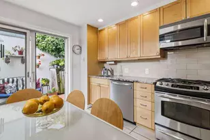 726 S 7th St, Philadelphia, PA 19147 - Photo 12