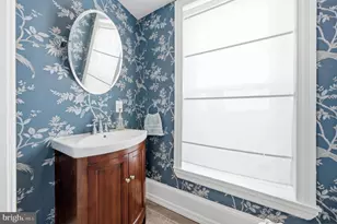 961 N 5th St, Philadelphia, PA 19123 - Photo 22