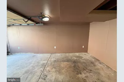 6735 Grovers Avenue, Philadelphia, PA 19142 - Photo 72