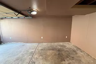 6735 Grovers Ave, Philadelphia, PA 19142 - Photo 72